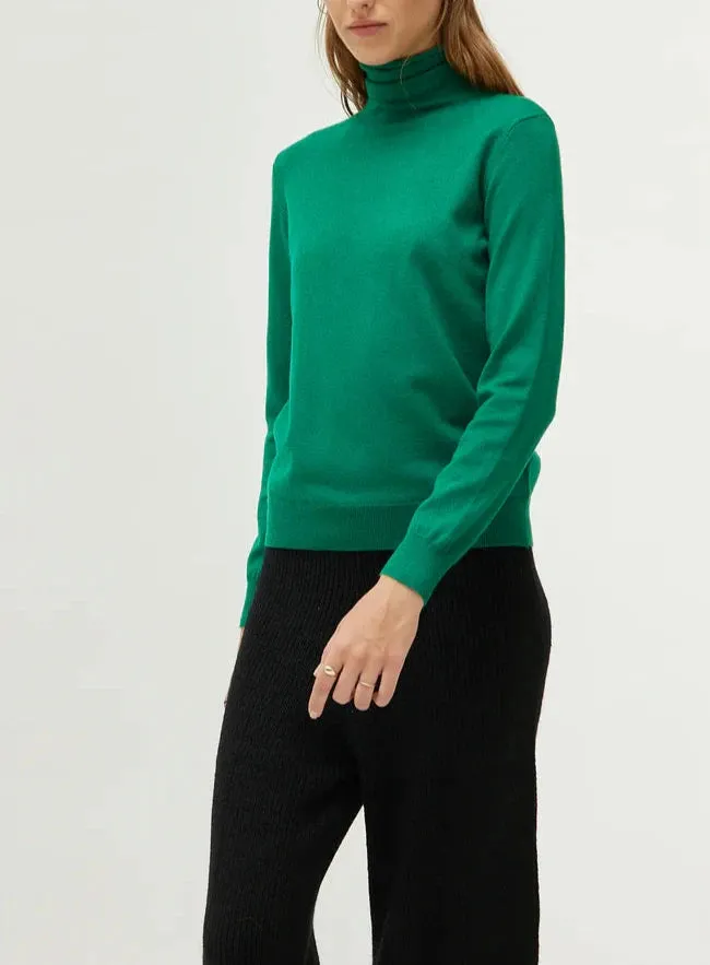 Cara Knit Top in Green